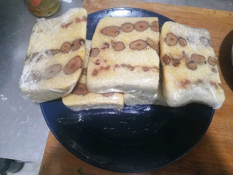 黄米小枣儿大切糕的做法