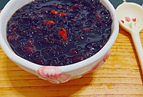 美容养生-红豆黑米黑芝麻粥的做法