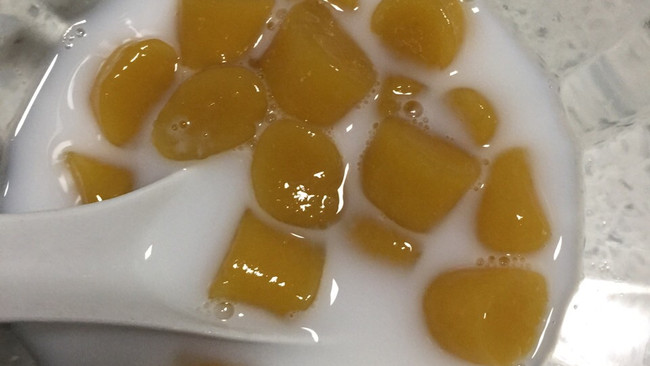 椰奶芋圆的做法