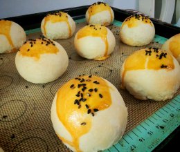 美食美刻之龙井茶蛋黄酥的做法