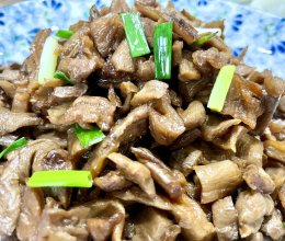 夏日炎炎来一碟清醒的下粥菜～清炒萝卜干的做法