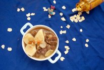 #家乡年味 鲜才够味# 西洋参枸杞山药牛尾汤的做法