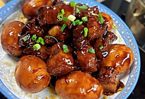 家常鸡蛋烧肉（红烧肉烧鸡蛋）的做法