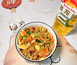 #中秋香聚 美味更圆满#腊肠炒饭的做法