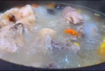 冬日滋补棒骨汤的做法