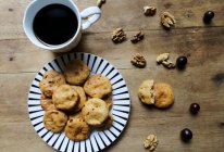 一款健康低脂低卡的小饼干-蔓越莓核桃饼的做法