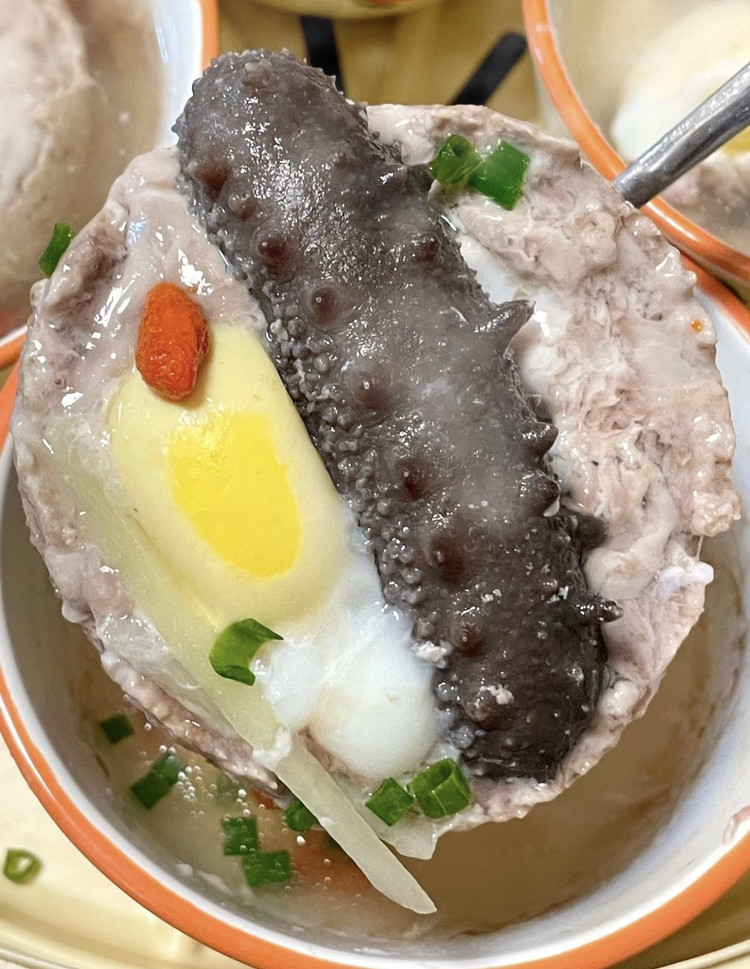 海参鸡蛋瘦肉汤的做法