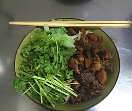 羊肉卤刀削面的做法