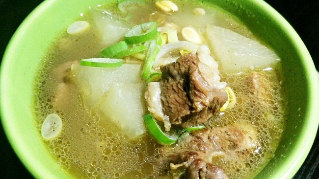 牛肉萝卜汤的做法