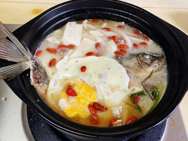 鲫鱼豆腐汤的做法