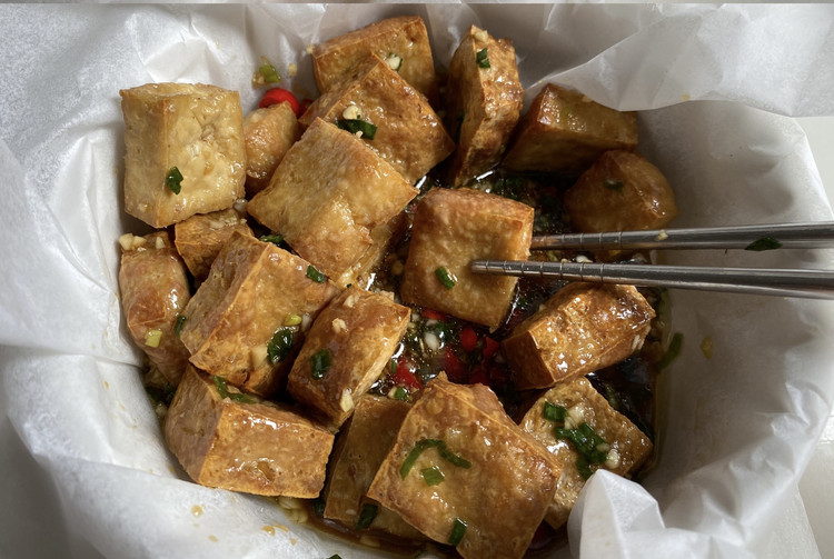 豆腐新吃法！免油炸脆皮豆腐！一口酥脆的做法