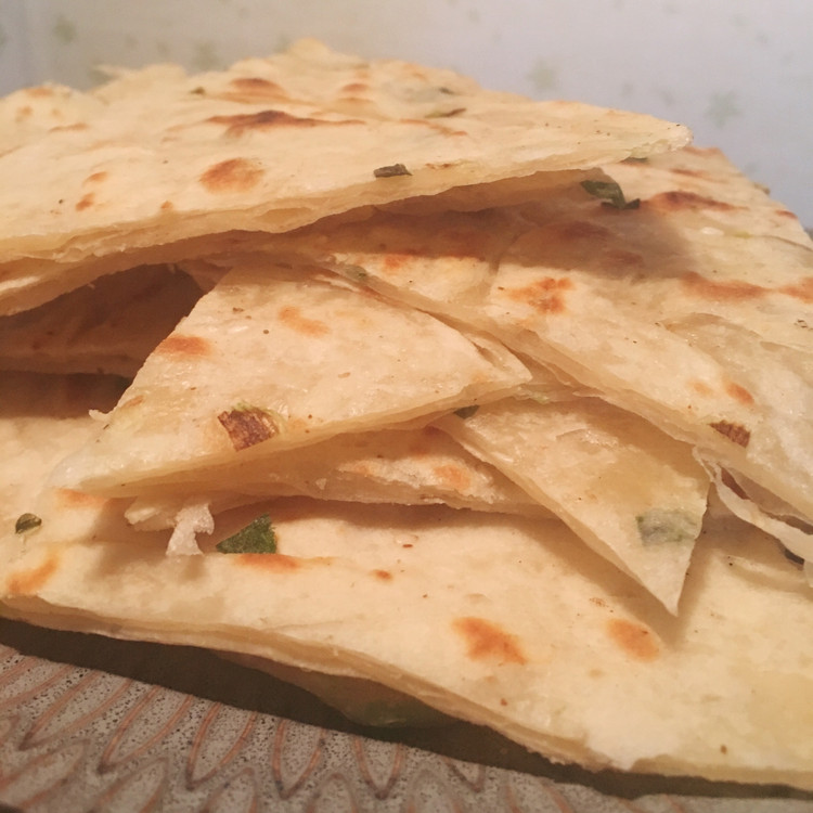 香酥葱油饼的做法