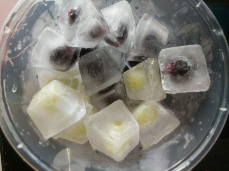 冰块葡萄的做法
