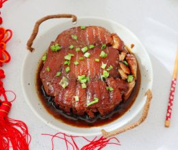 【梅干菜扣肉】年夜饭的压轴菜，试试学做做，不难的做法