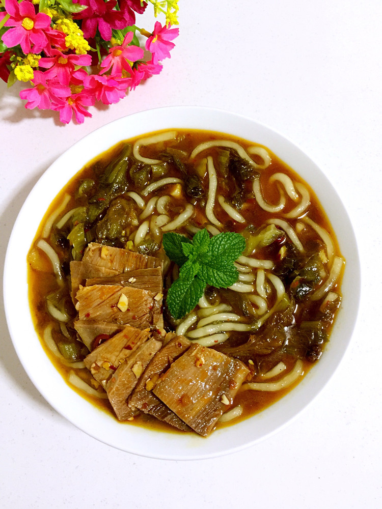 酸菜牛肉土豆粉的做法