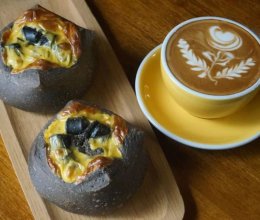 黑椒墨鱼肠面包的做法