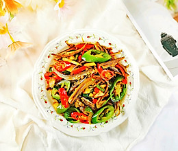 #合理膳食 营养健康进家庭#香辣小鱼干的做法