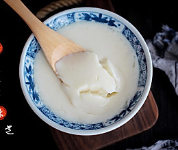 消灭蛋白的好方法—雪白牛奶炖蛋的做法