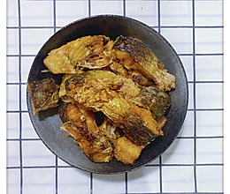 炸鱼的做法