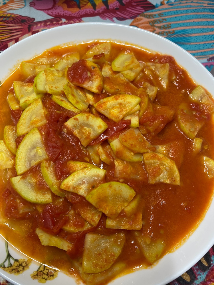 2021.6.24今天吃什么-肉末双色豆腐，腊肠荷兰豆，西红图3