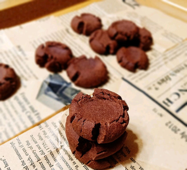 烘焙帮上看到的方子，曲奇太难挤，做成玛格丽特饼干🍪图1