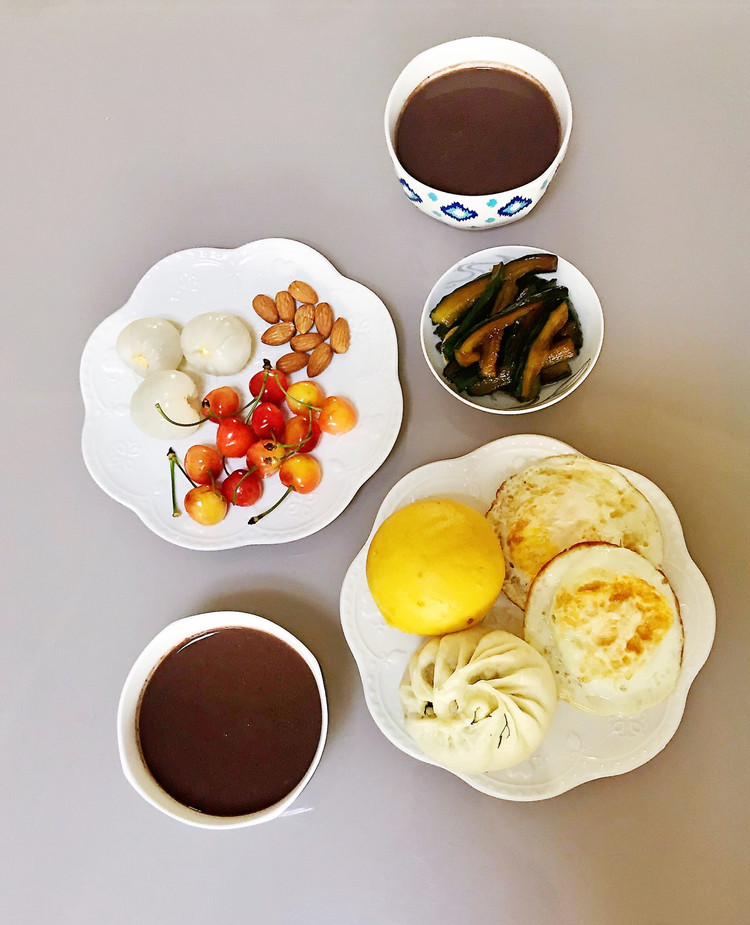 二人食早餐，包子上瘾第二天图1