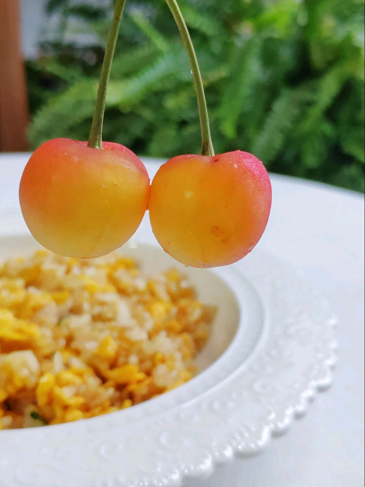 早餐𓎩𓌉𓇋 ‎：☆蛋炒饭☆蓝莓☆樱桃🍒☆抹茶椰奶🍭抹茶椰奶好喝转圈圈图5