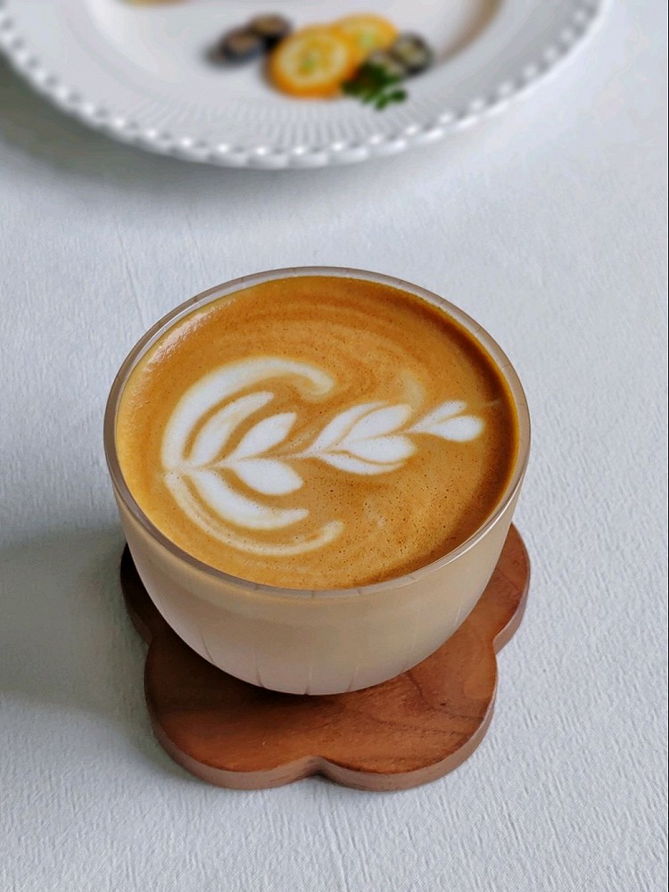 早餐：‎☆芋泥肉松咸蛋黄恰巴塔☆酸奶杯☆咖啡☕图5