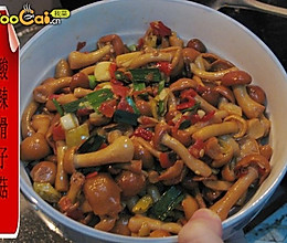 【猫记私房菜】酸辣滑子菇 的做法