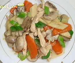 蘑菇烩鸡柳的做法