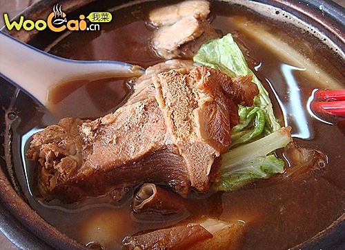 马来西亚肉骨茶的做法